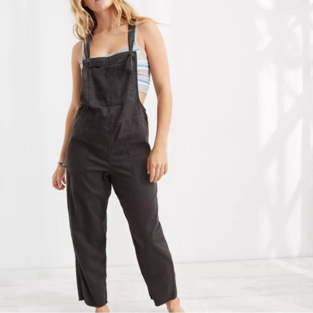 AERIE week and play gray overalls